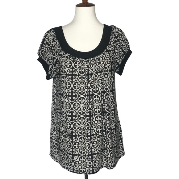 Goddess Black and White Patterned Short Sleeve Top Size Petite XL - Picture 1 of 12
